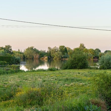 Le Moulin Rouge Clairmarais Gite "Le Grebe"" Экстерьер фото